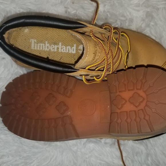Timberland boots - size 5.5 M or size 6 - Picture 6 of 8
